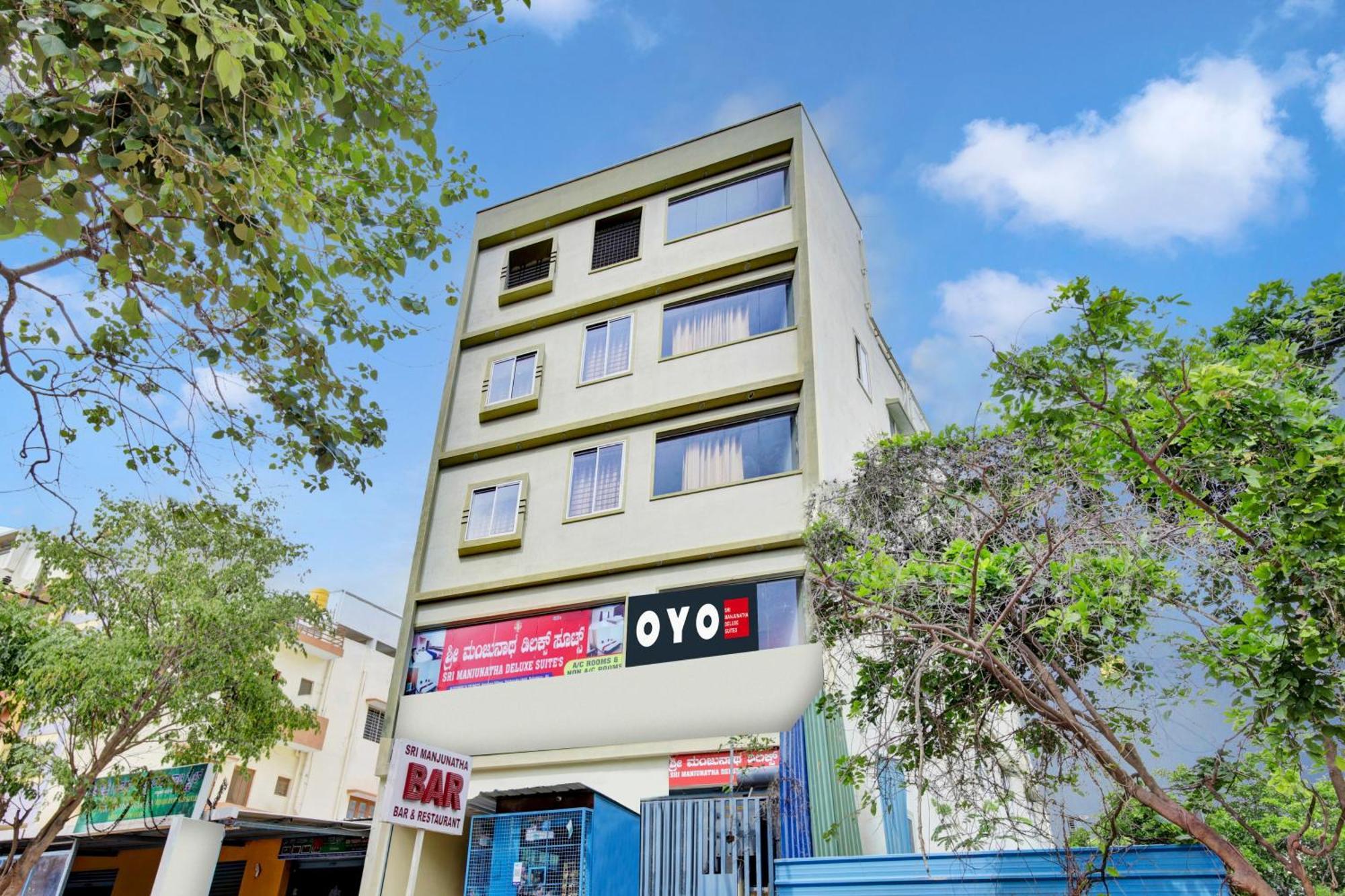 Hotel O Sri Manjunatha Deluxe Suites Bangalore Bagian luar foto
